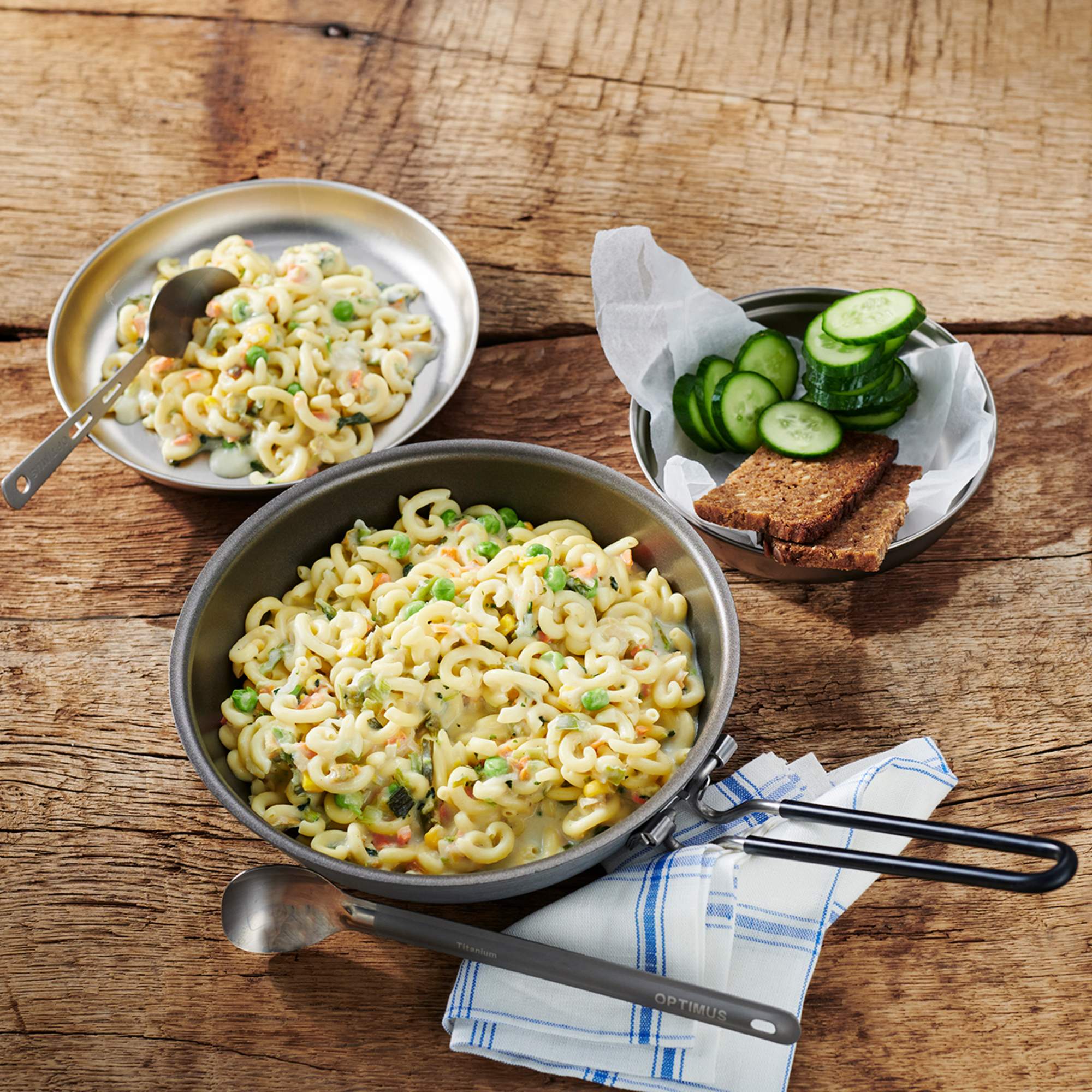 TREK\'N EAT NUDELN MIT BUNTEM GEMÜSE PS1000+ - Outdoor Essen