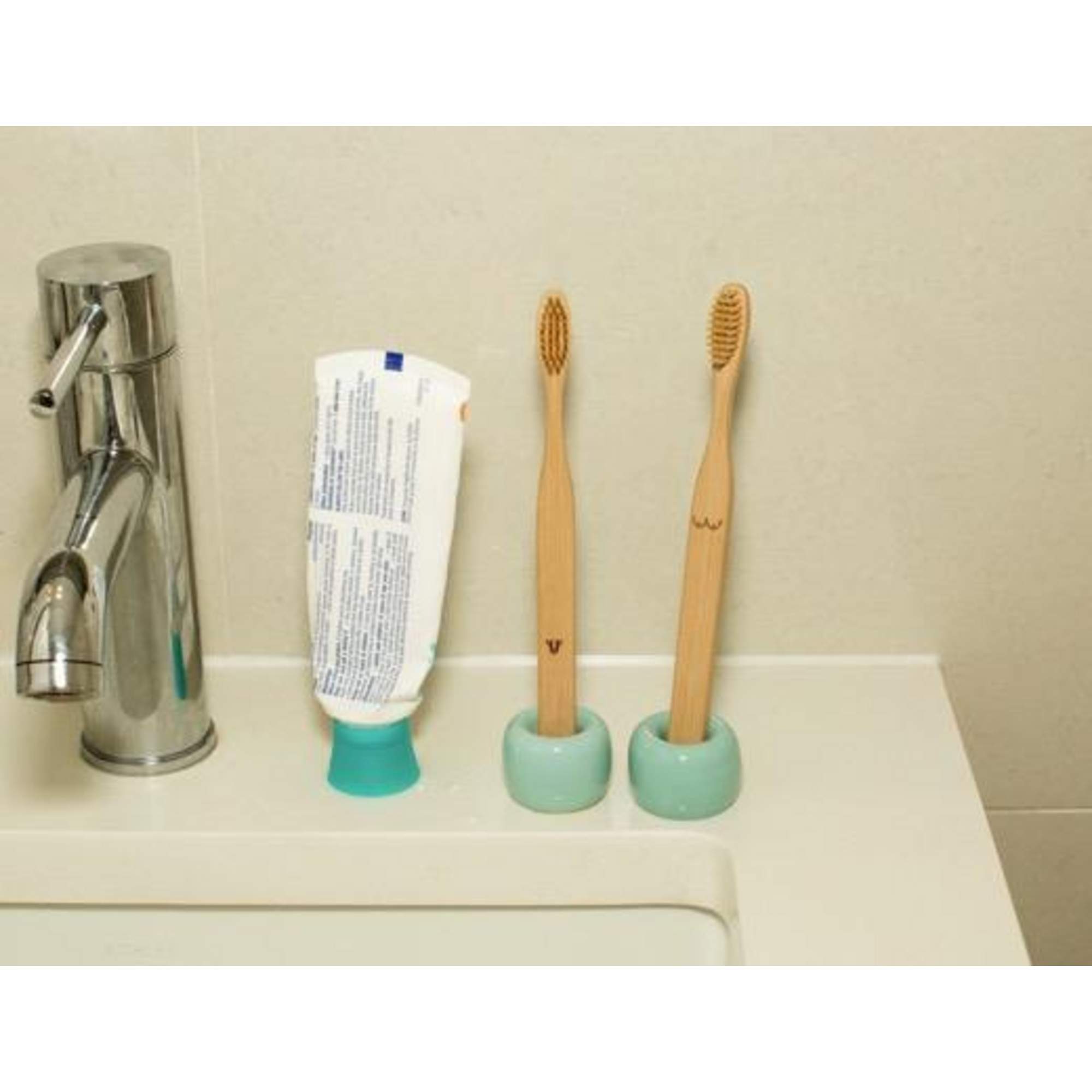 Kikkerland NUDIE BAMBOO TOOTHBRUSH SET - Zahnpflege