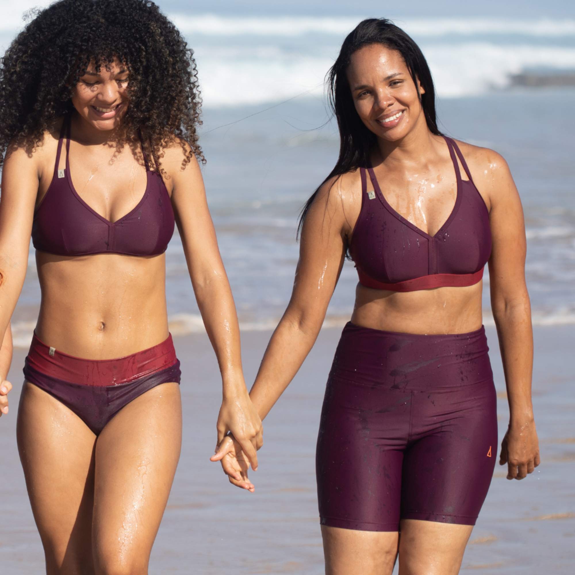 Inaska SHORT HIGH WAIST TIGHT CHILL DARK BERRY Damen - Shorts