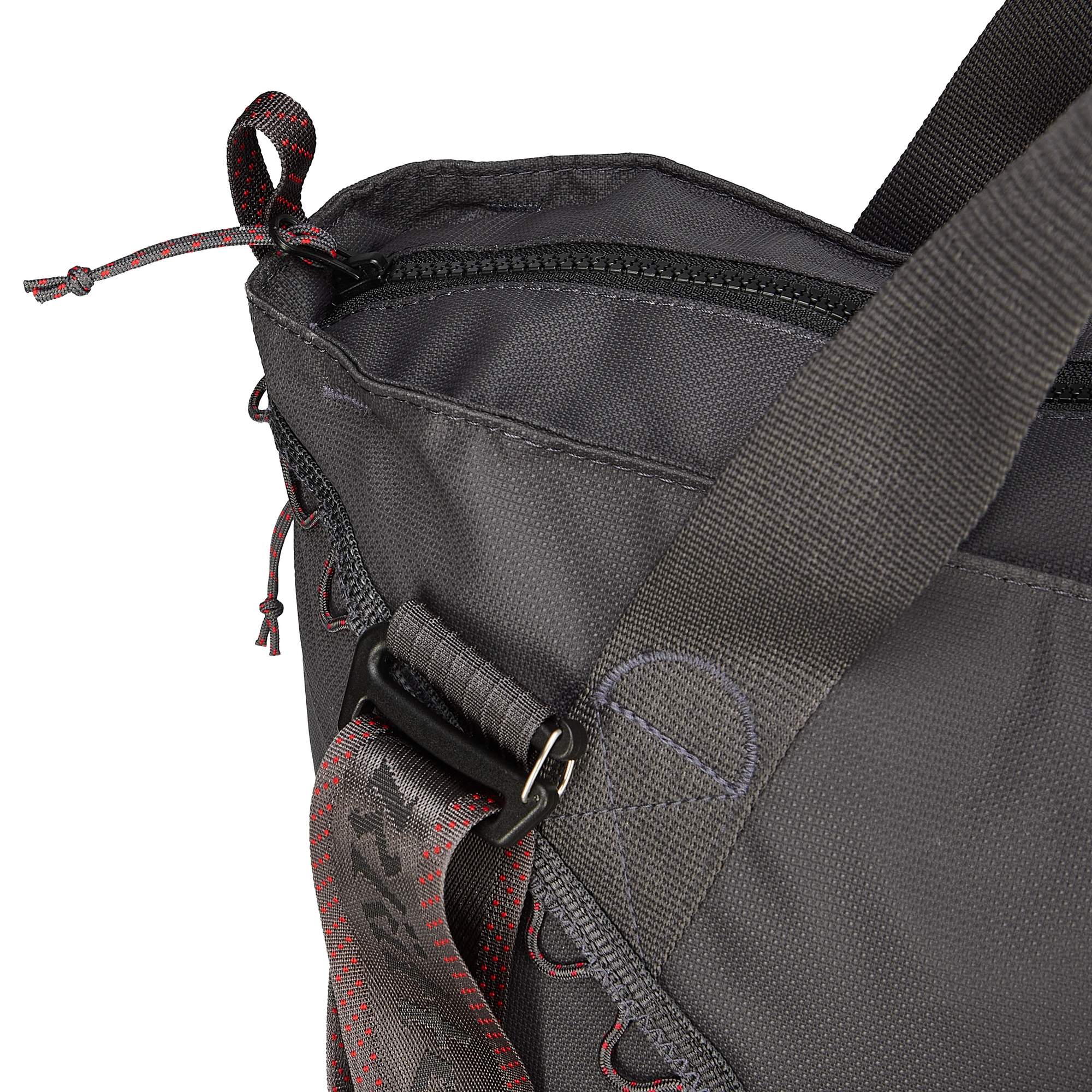 Klättermusen BAGGI BAG 22L - Umhängetasche