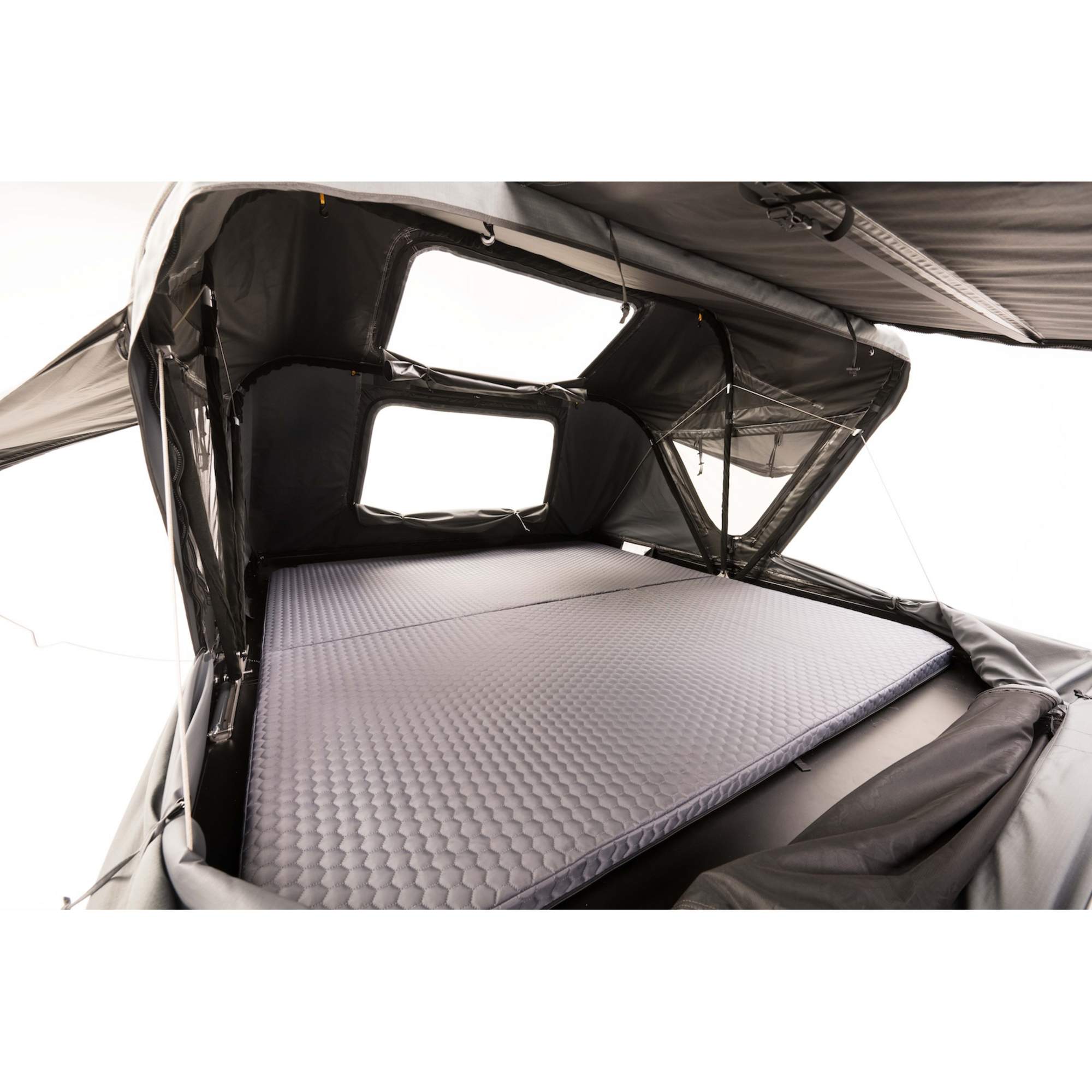 Roof Space ROOF SPACE 4 - Dachzelt Roof Space ROOF SPACE 4 - Dachzelt