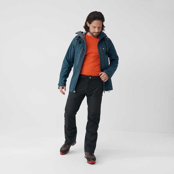 Fjällräven BERGTAGEN TOURING TROUSERS M Herren - Softshellhose Ansicht 17