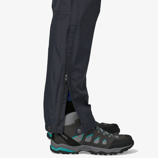 Patagonia W'S TORRENTSHELL 3L RAIN PANTS - SHORT Damen - Hardshellhose Ansicht 10