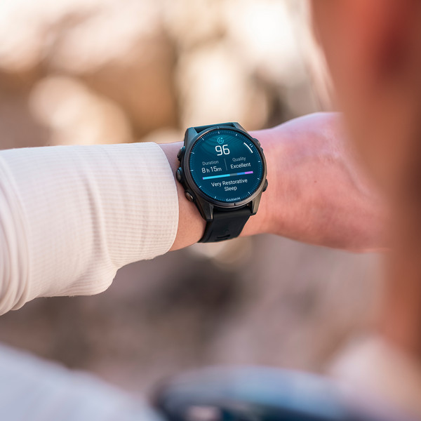 Garmin FENIX 8 - 43 MM AMOLED - Smartwatch Ansicht 6