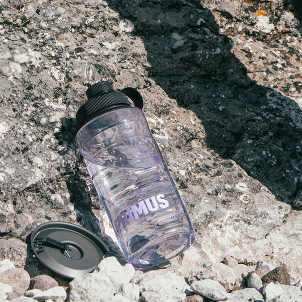 Primus KVARTS TRITAN BOTTLE 1.0 L DRINK CAP ALPINE FROST - Trinkflasche Ansicht 3