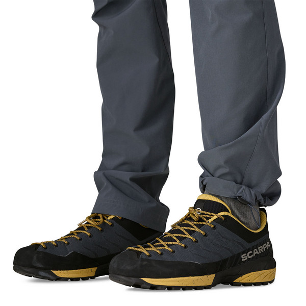 Patagonia M'S TERRAVIA ALPINE PANTS - SHORT Herren - Softshellhose Ansicht 6